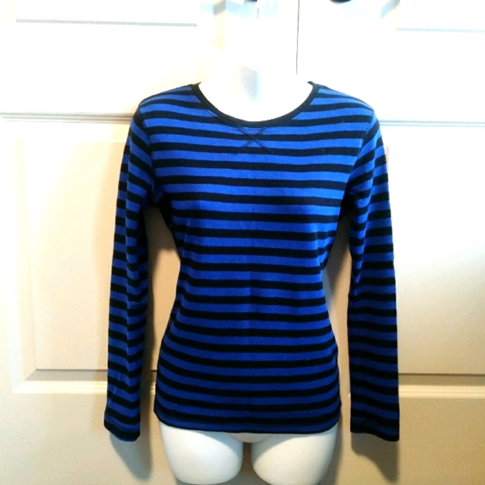 Basic long sleeve t-shirt